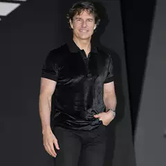 High-Quality Milk Velvet Ribbed Lapel Polo Shirt, Thin and Breathable Men's Light Business Slim-Fit Flocked T-Shirt