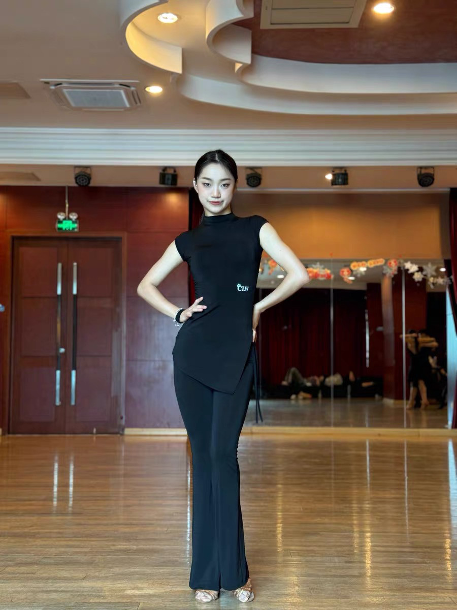拉丁舞服黑咖短袖长款上衣弹力裤显瘦教课教师练功练舞服喇叭裤C