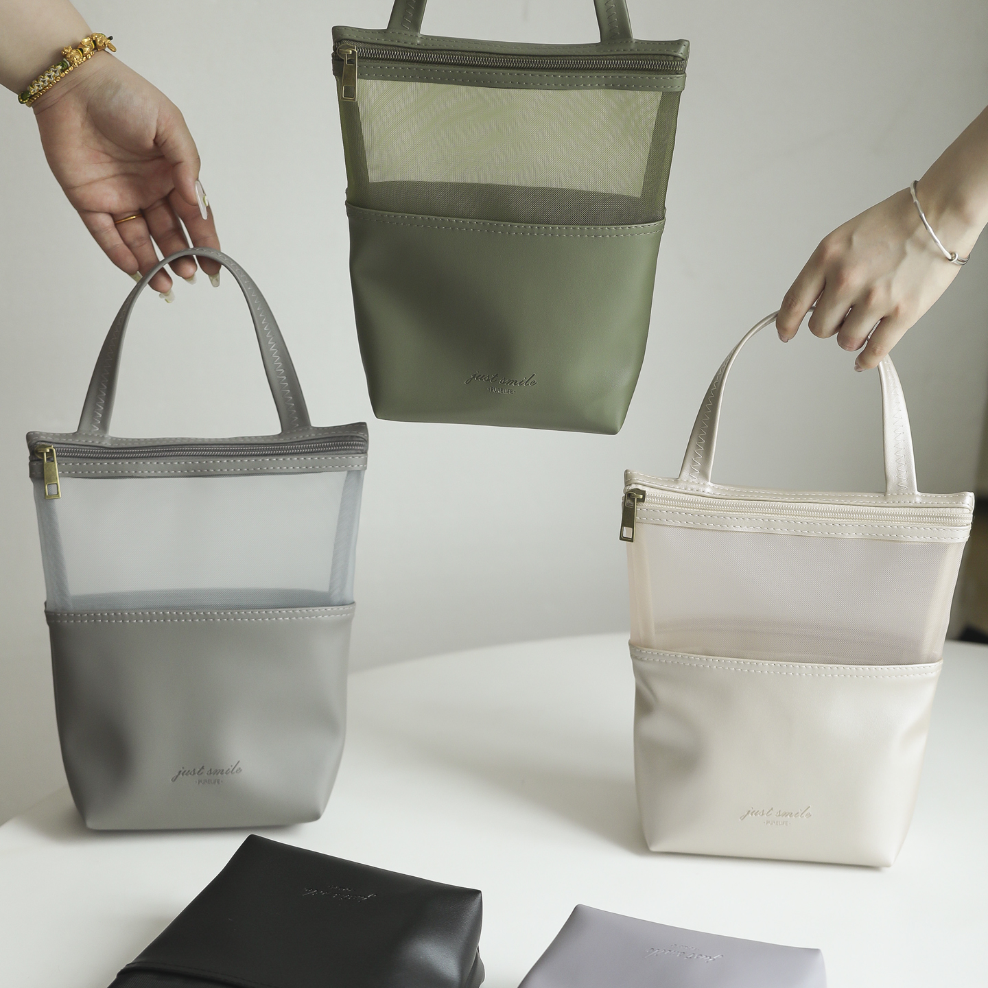 环保皮网纱轻奢手提袋研学旅行旅游化妆品洗漱瓶收纳袋户外保护袋