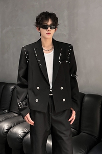 金属铆钉设计短款小西装男生双排扣休闲垫肩西服 409-5620-P118图片