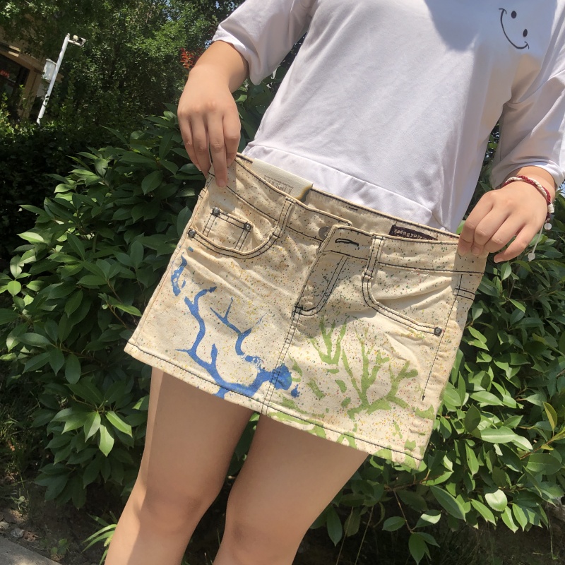 2025夏季欧洲站女裤韩国新款街拍印花手工彩绘印染牛仔打底短裙