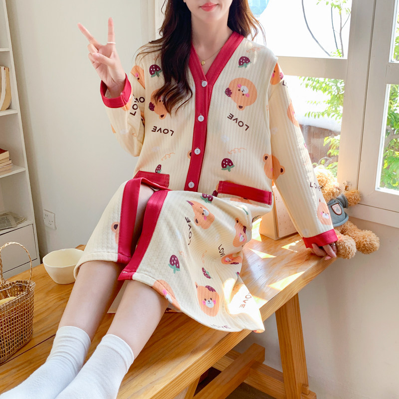 可爱卡通草莓熊睡裙女长袖空气棉抗菌中长款产后孕妇月子服可外穿
