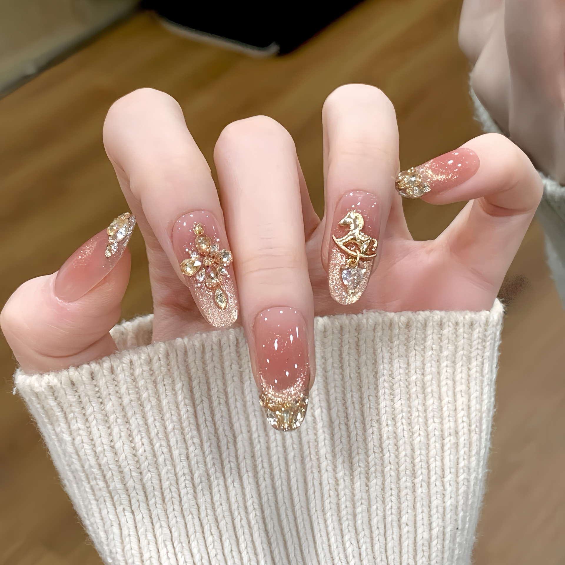 手工定制穿戴美甲中长款新年战甲金马猫眼婚甲新娘孕妇可拆卸美甲,彩妆/香水/美妆工具,穿戴甲/甲片,淘宝优惠券,粉丝福利购,淘宝优惠卷