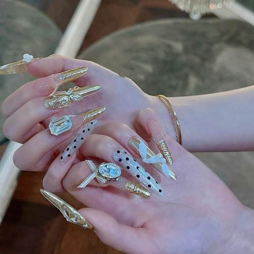 高端手工定制光疗蝴蝶香槟金新娘穿戴甲奢华满钻飘带富家千金孕妇