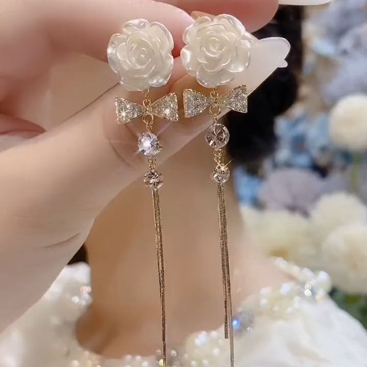 2024年新款潮超仙山茶花流苏耳环轻奢纯银针耳饰长款白色花朵耳钉,饰品/流行首饰/时尚饰品新,耳环,淘宝优惠券,粉丝福利购,淘宝优惠卷