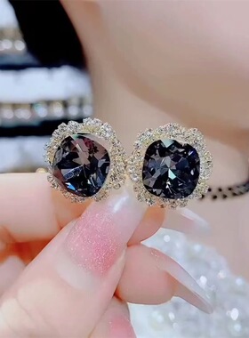 轻奢高级感精致镶钻灰色水晶耳钉925银针简约时尚小众设计感耳饰