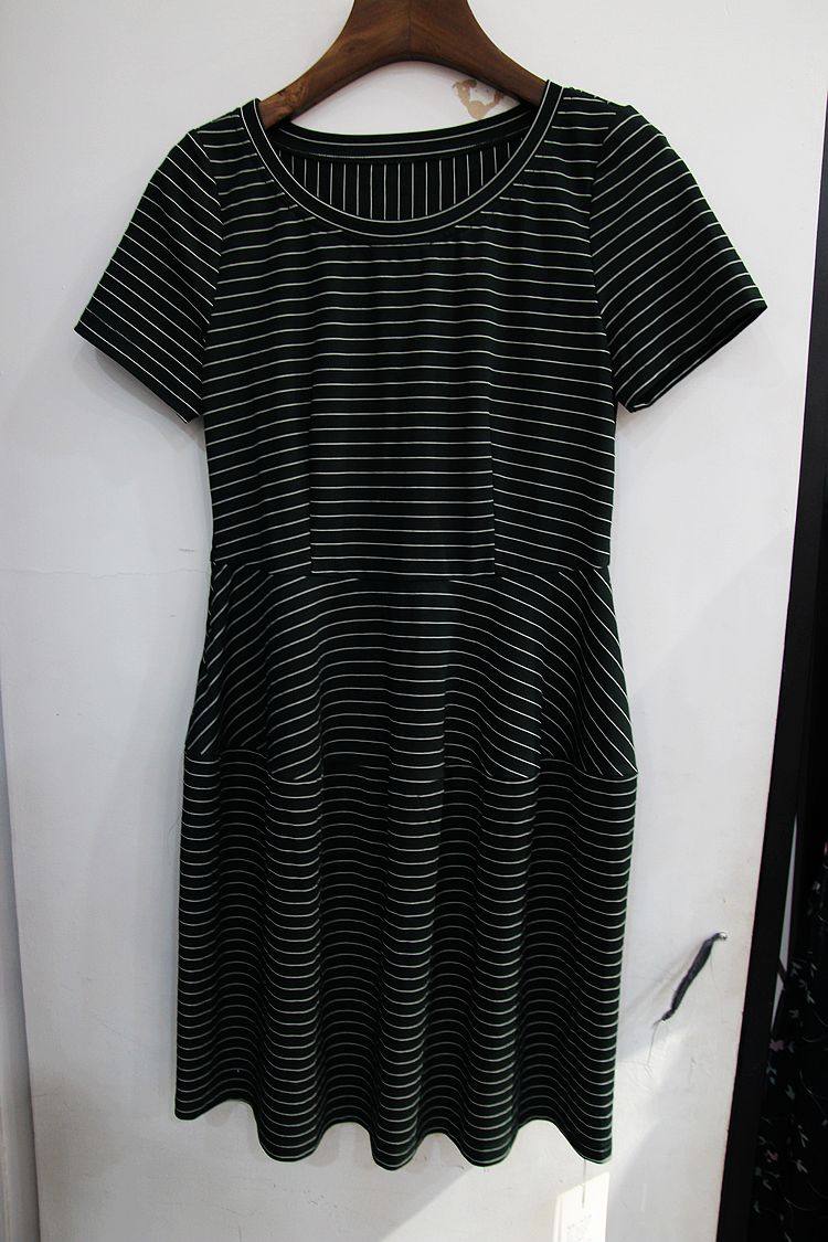 水之恋专柜正品2018年夏新款短袖圆领中长款连衣裙 s96710i019