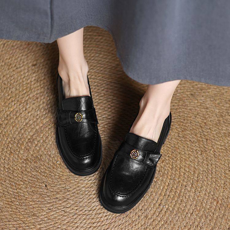 山茶花乐福鞋女中跟粗跟单鞋软底软皮豆豆鞋法式小皮鞋大码41到42,户外/登山/野营/旅行用品,登山鞋/徒步鞋,淘宝优惠券,粉丝福利购,淘宝优惠卷