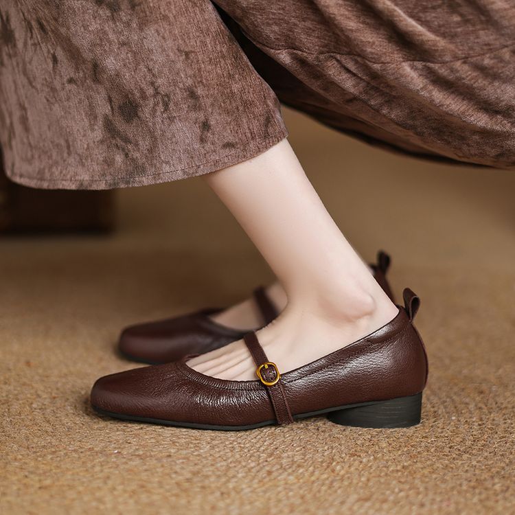 法式复古小羊皮一字带玛丽珍小皮鞋百搭方头粗跟单鞋女大码404142