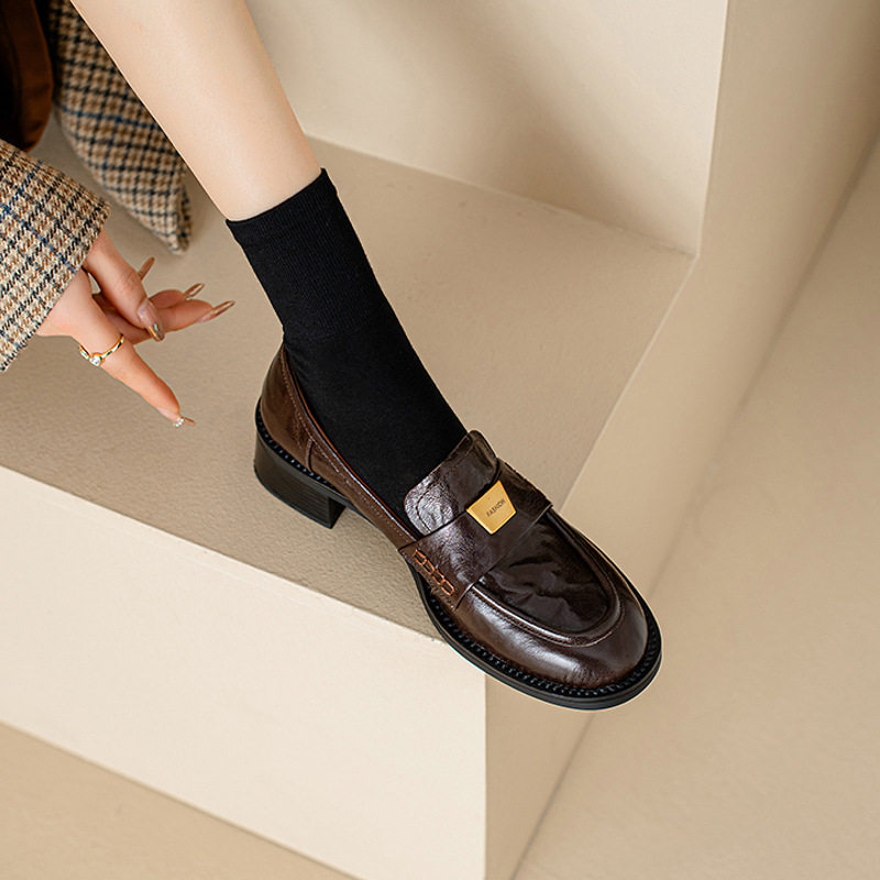 复古粗跟圆头乐福鞋女春秋新款抓纹羊皮一脚蹬单鞋英伦风jk小皮鞋,户外/登山/野营/旅行用品,登山鞋/徒步鞋,淘宝优惠券,粉丝福利购,淘宝优惠卷