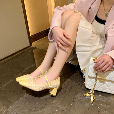 法式小香风黄色花呢布拼接方头粗跟一字扣带玛丽珍鞋中跟单鞋女夏