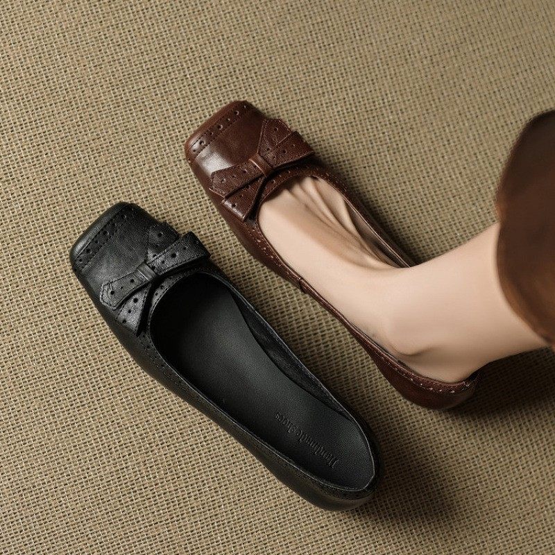 法式复古平底小皮鞋女2025新款秋真皮方头浅口单鞋通勤芭蕾舞鞋