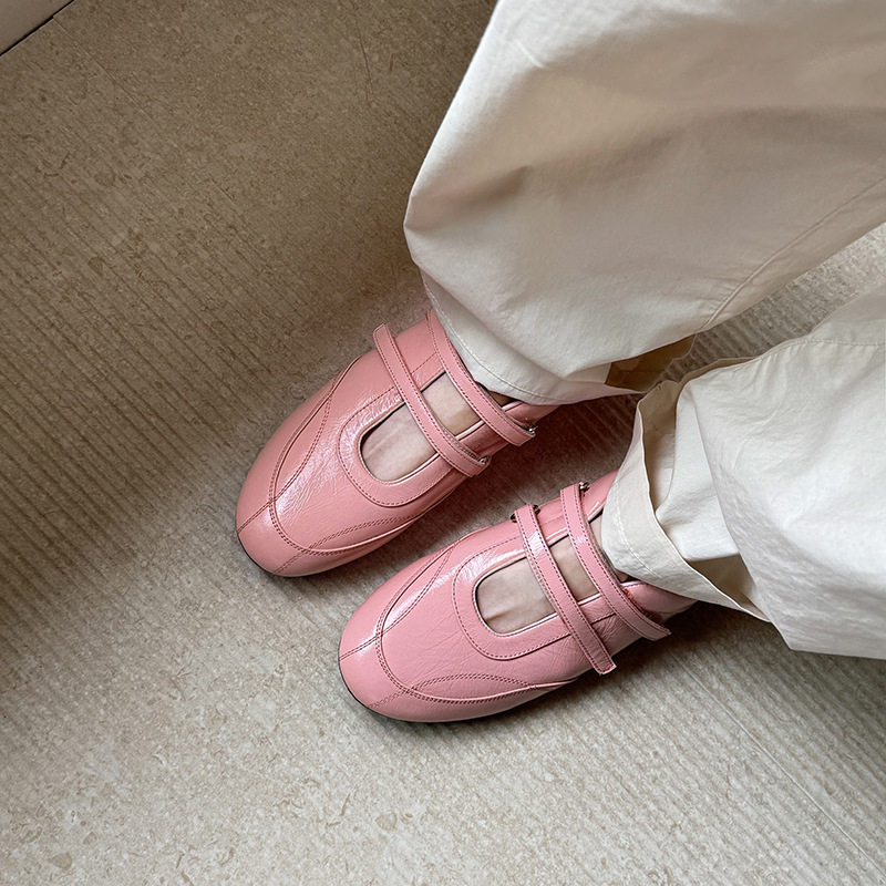 头层牛皮圆头平底魔术贴2025秋季新款舒适全皮休闲鞋女巨百搭单鞋