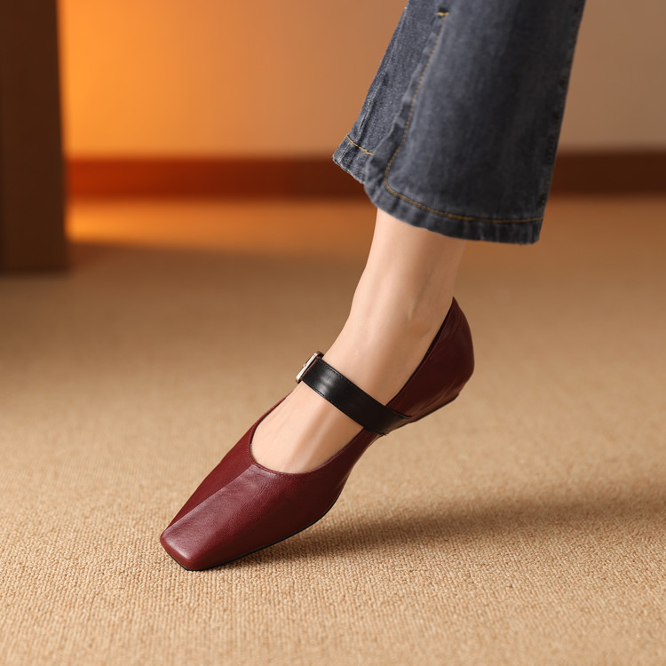 玛丽珍鞋女款2025春秋新款时尚法式复古百搭气质粗跟配裙子小皮鞋