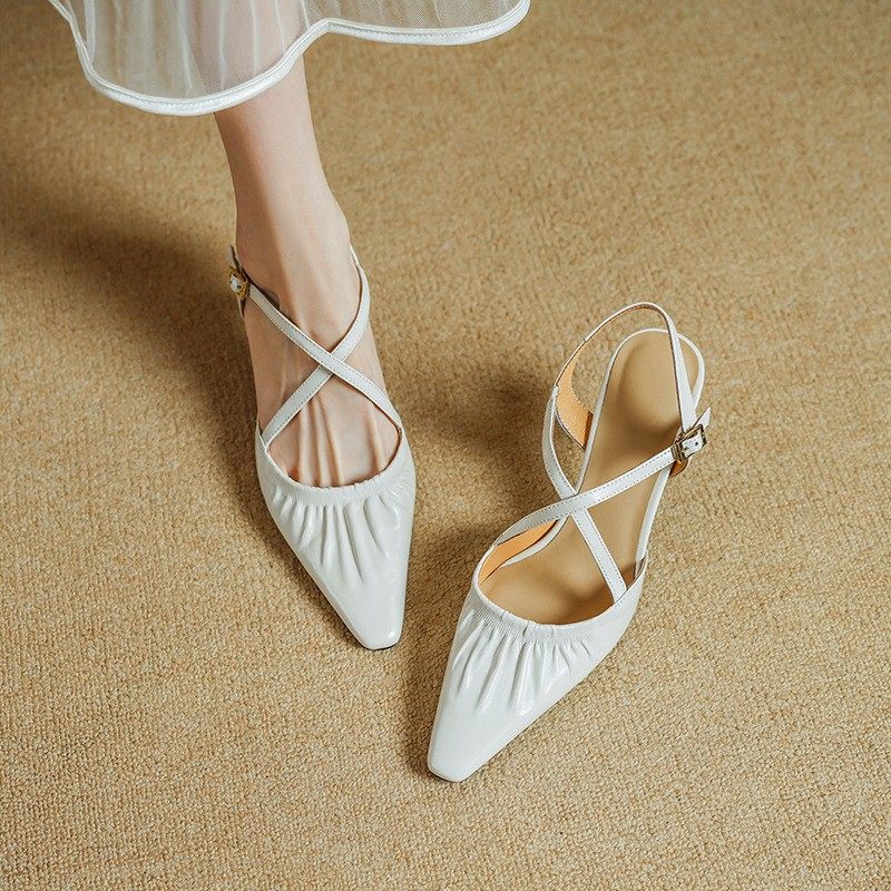 法式真皮杏色褶皱软皮细跟温柔半包头交叉带气质尖头高跟凉鞋女夏