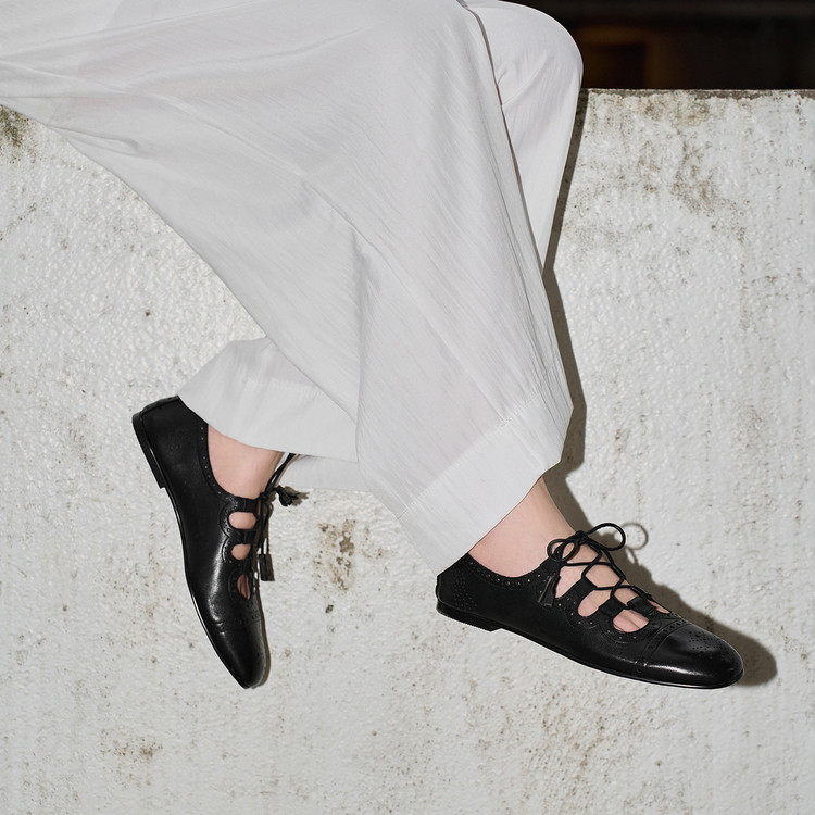 25新款真皮英伦复古布洛克雕花德比鞋流苏系带平底镂空单鞋凉鞋女,运动/瑜伽/健身/球迷用品,广场舞鞋,淘宝优惠券,粉丝福利购,淘宝优惠卷