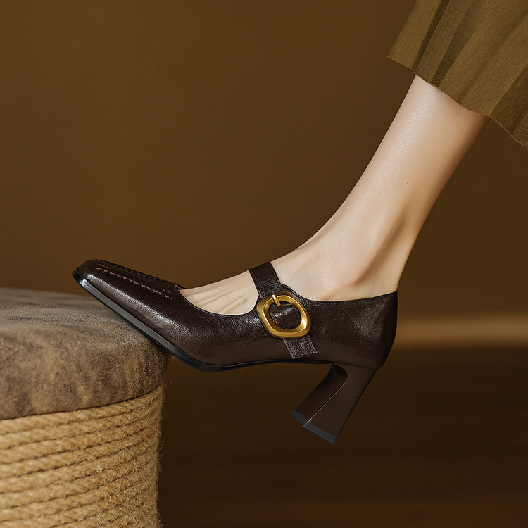 巨好穿~法式复古方头粗跟高跟鞋单鞋2025春秋季新款不累脚小皮鞋~