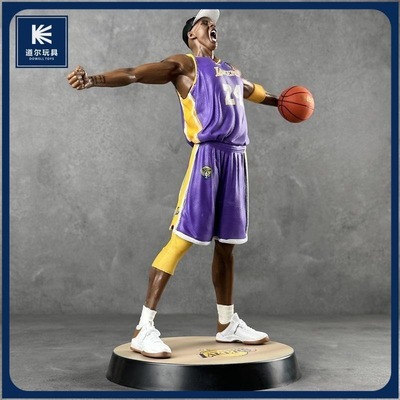 NBA科比黑曼巴24紫球衣手办