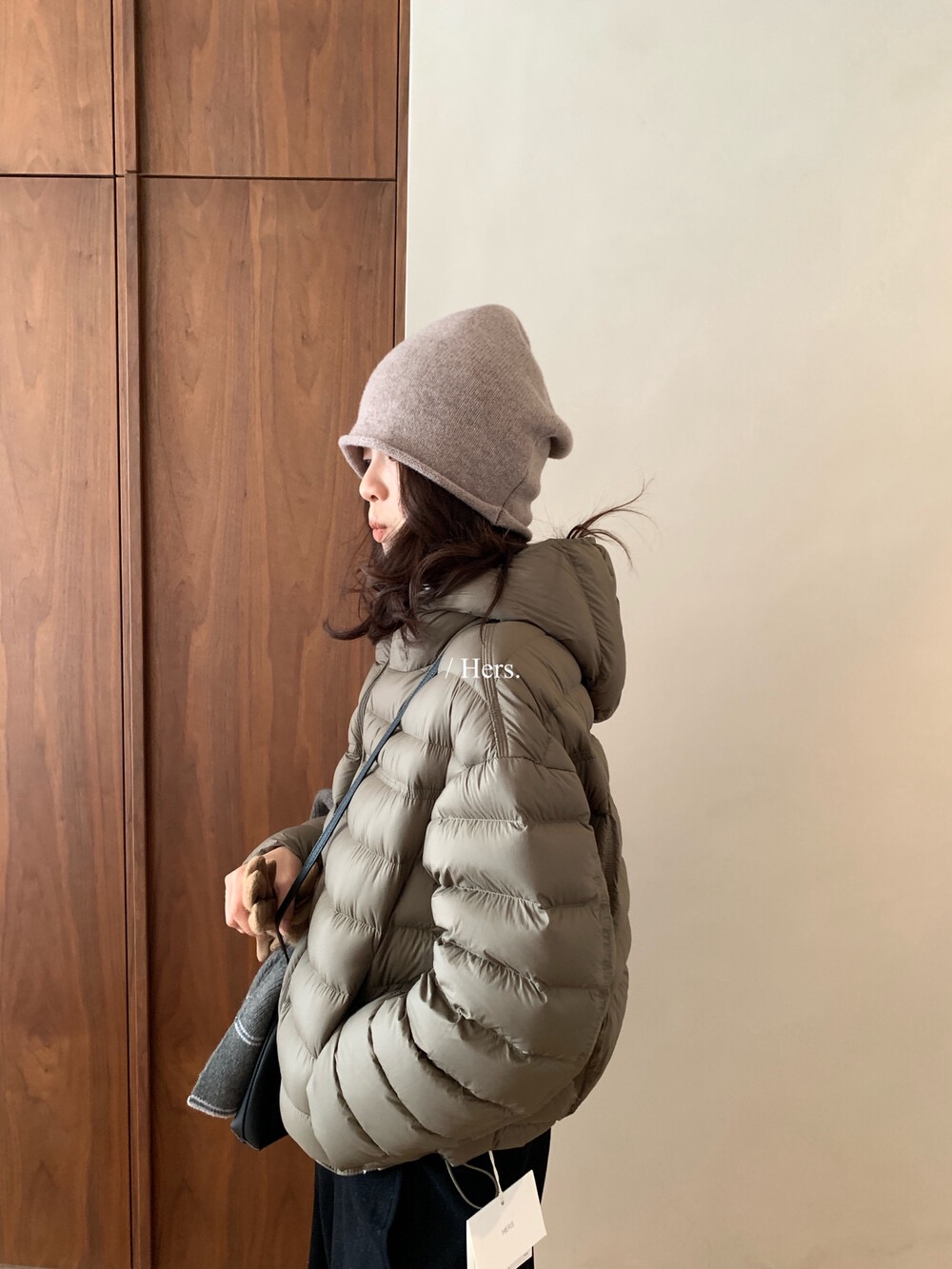 Hers 一勺甜韩系简约轻薄保暖连帽百搭排骨保暖羽绒服外套92729女