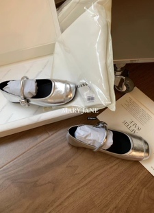 METWO 2024年春季新款法式平底芭蕾单鞋小皮鞋浅口玛丽珍鞋女鞋