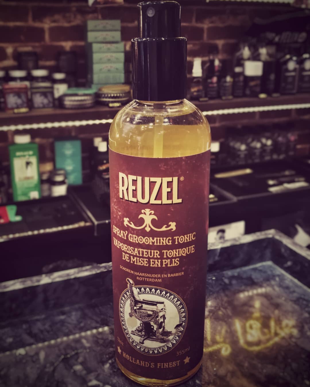 荷兰猪REUZEL造型打底顺发液轻度
