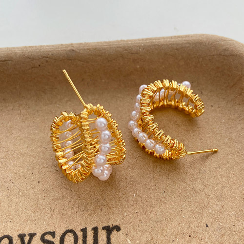 轻奢丝线珍珠C型耳钉显脸小2026