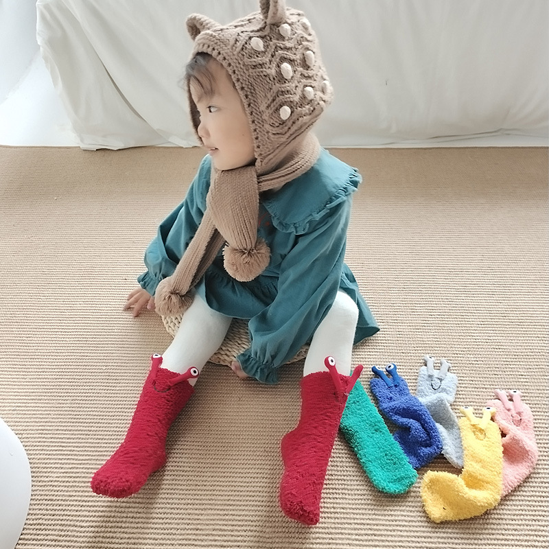 秋冬珊瑚绒加厚儿童袜子防滑宝宝地板袜大眼家居睡眠保暖中筒袜啦