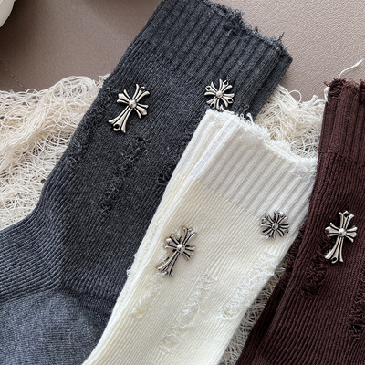 袜子金属饰品破洞女袜棉袜双针