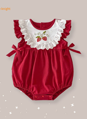 新生儿喜庆红色草莓图案娃娃领无袖夏季透气百天女婴甜美连体爬服