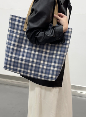LU自制复古远山蓝格子帆布包包女款大容量单肩手提通勤托特包女