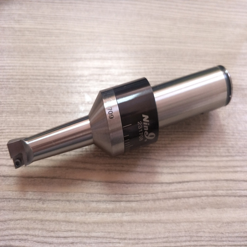 台湾耐久镗刀微调粗SB20