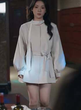 原版短剧攀高枝刘夕语温时宜同款风衣外套圆领收腰上衣女衣服潮
