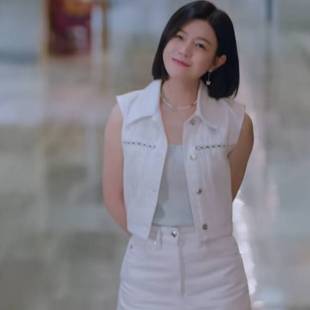 欧洲狙击蝴蝶陈妍希岑矜同款马甲外套翻领无袖上衣短裤女衣服潮
