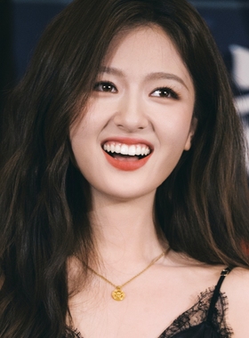 朝雪录李兰迪同款项链女