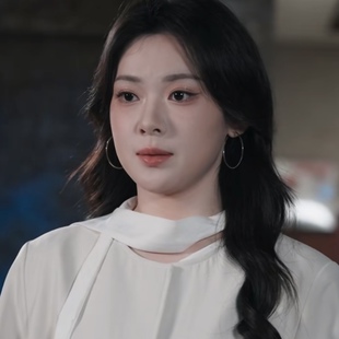 欧洲短剧攀高枝刘夕语温时宜同款耳环女轻奢高级感设计气质耳饰潮