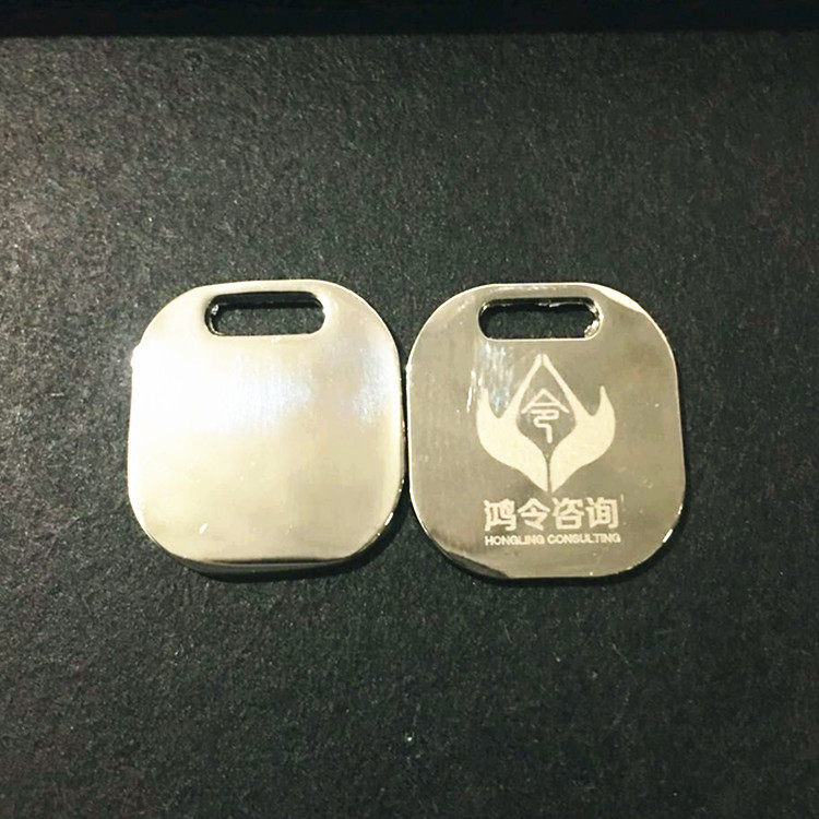 新款锌合金日记本挂件定制不锈钢金属银色吊坠吊牌可激光logo定做