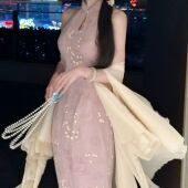 画报夫人原创自制新款 仙气显瘦带金粉闪闪蝶扑系列外套