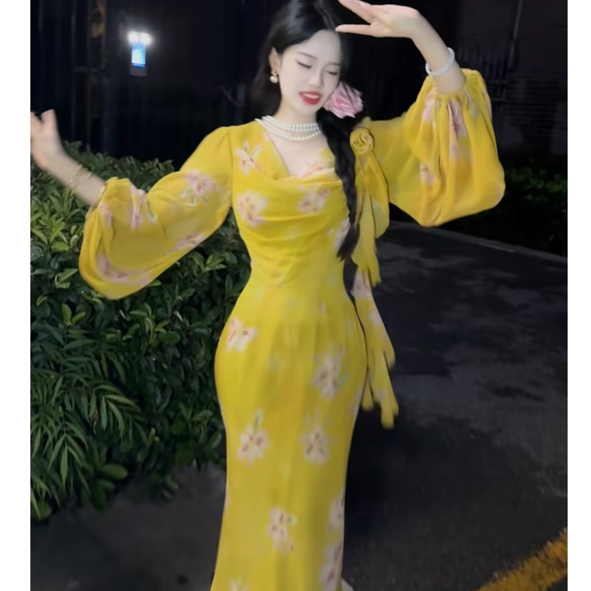 LHMknk1画报夫人原创碎花裙喇叭袖荡领乔其纱连衣裙 暗夜黄玫瑰