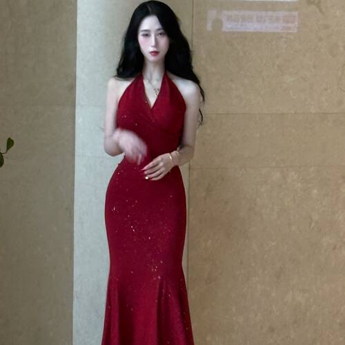 LHMknk1画报夫人夏季爆闪弹力针织红色步步生莲v领连衣裙斗牛女郎