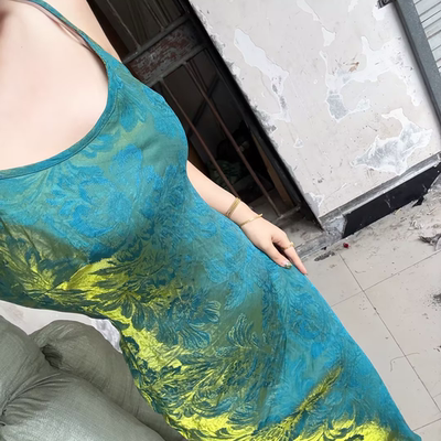 LHMknk1画报夫人原创自制人丝浮光锦斜裁u领吊带连衣裙 顺蓝吊带