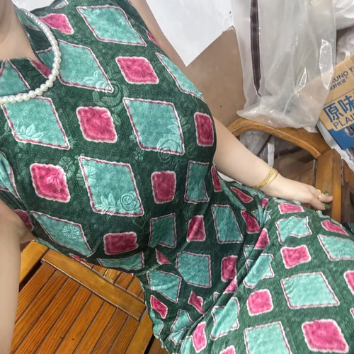 LHMknk1画报夫人原创秋冬自制丝绒无袖复古旗袍 菱格粉绿港工