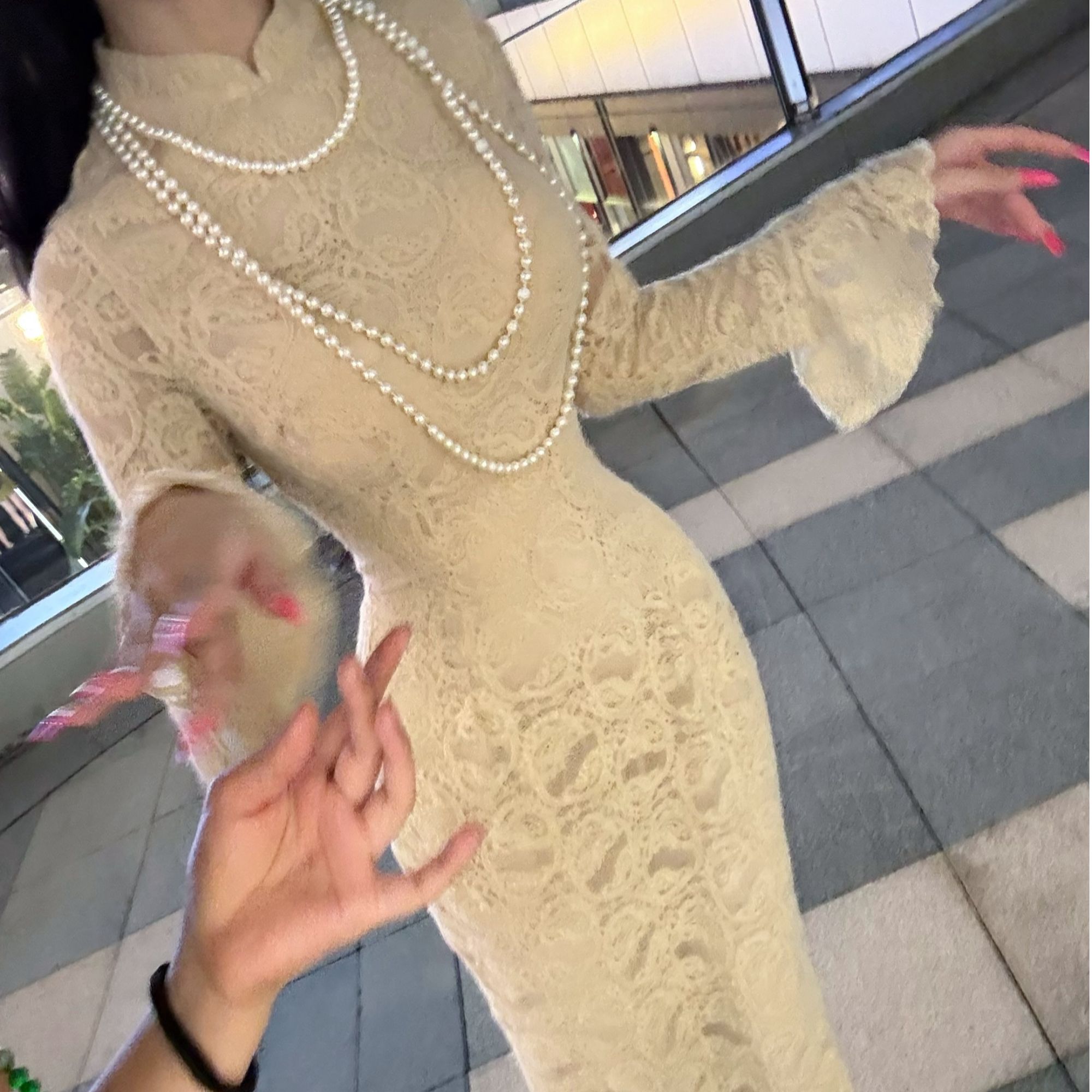 画报夫人原创自制蕾丝温柔改良显瘦喇叭袖浅色旗袍 微杏