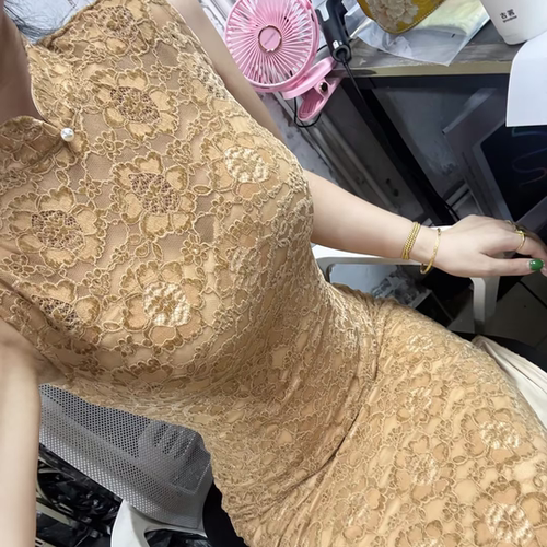 LHMknk1画报夫人原创秋冬纯欲蕾丝无袖旗袍 温柔奶茶杏