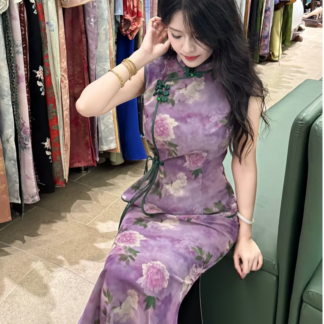 LHMknk1画报夫人原创新中式国风网纱弹力旗袍两件套紫花牡丹