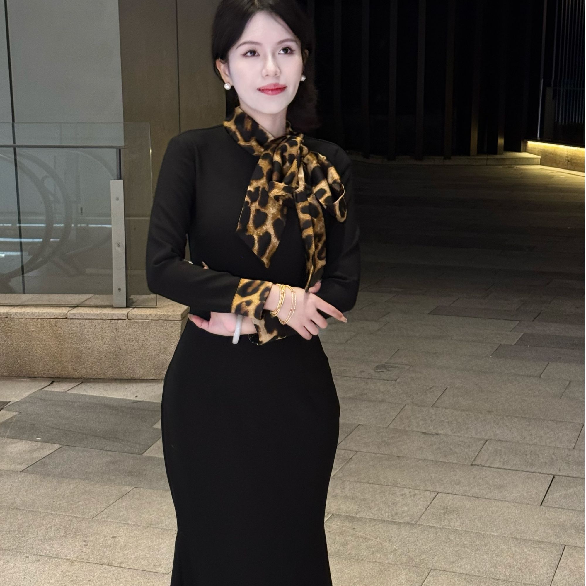 画报夫人原创自制厚款西装弹力豹纹鱼尾旗袍  豹纹小姐