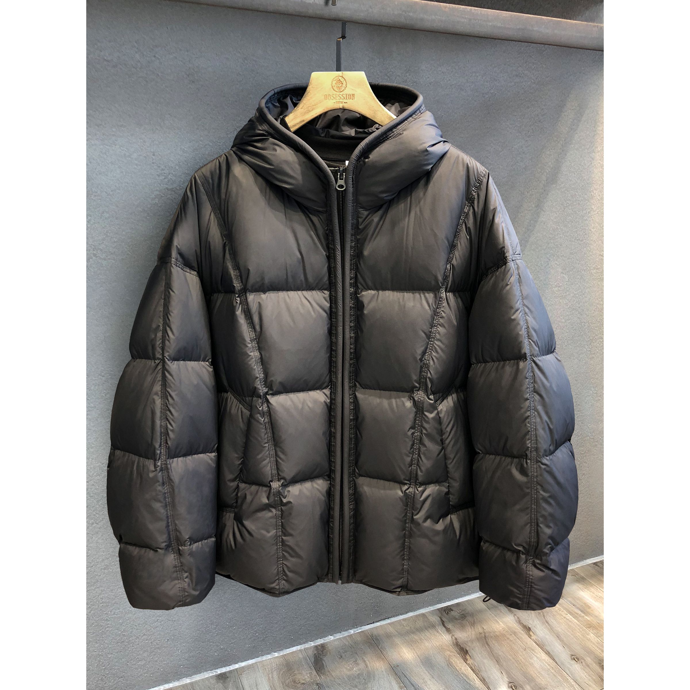 连帽泡芙90白鸭绒羽绒服男2025冬季新款情侣保暖短款廓形羽绒外套