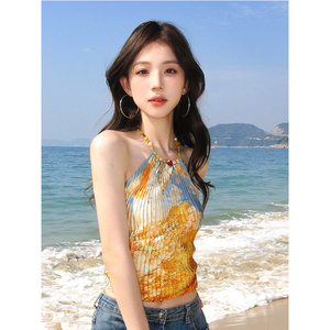 设计感印花压褶露肩挂脖背心女夏季百搭气质甜辣收腰短款外穿上衣