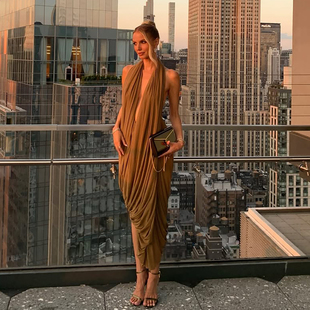 lady不规则垂褶设计镂空挂脖式 摩登都市sexy 连衣裙女秋 Sisjuly