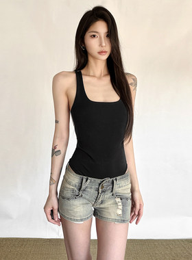 不规则圆环线条露背修身连体衣女