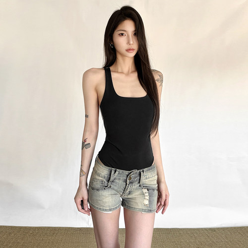 不规则圆环线条露背修身连体衣女